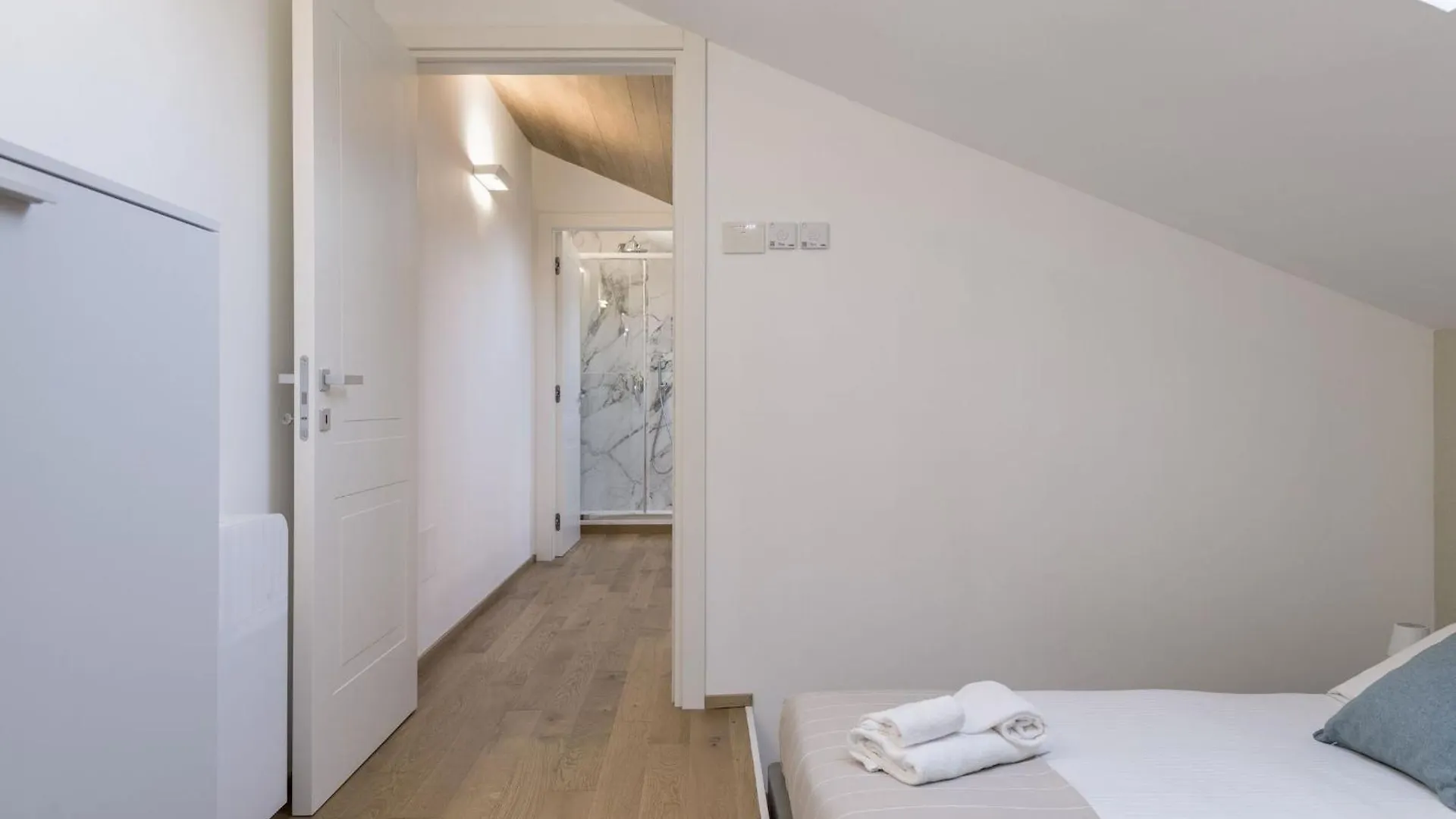 Volta City Suites Como Italy